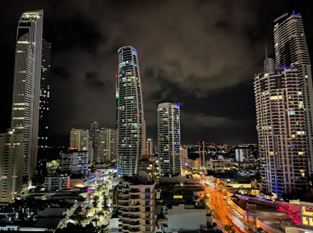 Luxury Apartment & Ocean View In Surfers Paradise Gold Coast Dış mekan fotoğraf